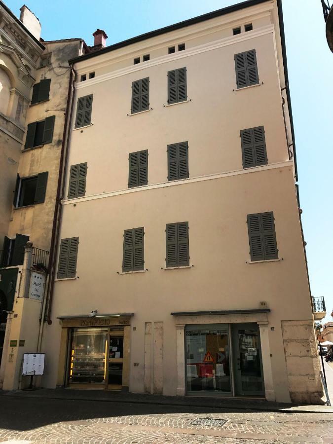 Apartament Residenza La Torre Mantua Zewnętrze zdjęcie